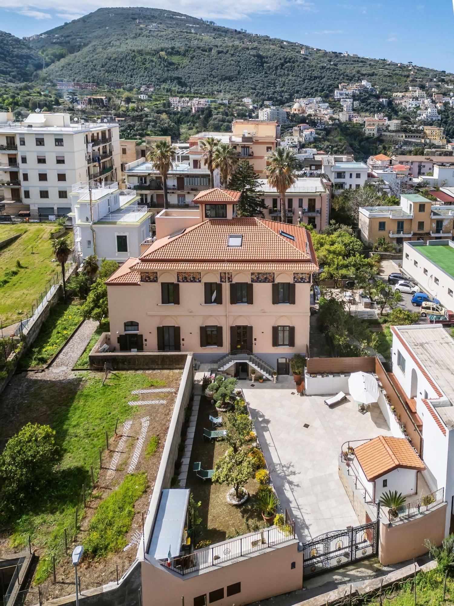 Villa Agostino Luxury B&B Vico Equense Exteriör bild