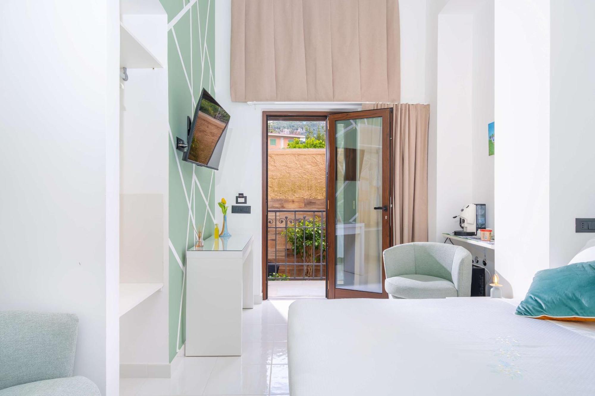 Villa Agostino Luxury B&B Vico Equense Exteriör bild
